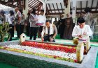 Jelang Hari Bhayangkara, Kapolri Ziarah ke Makam Gus Dur 